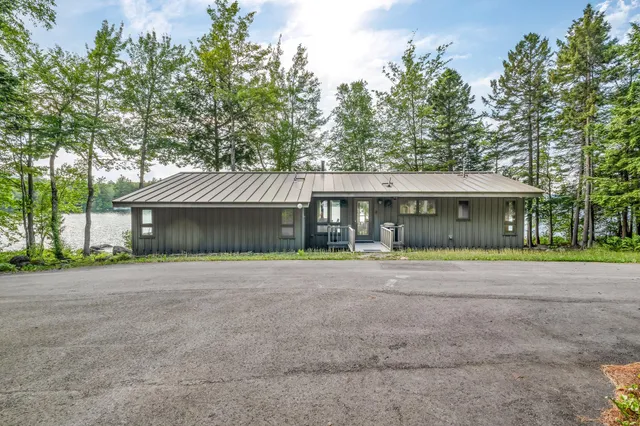 $2,750,000 | 194 Branchview Drive, Ellsworth, ME 04605