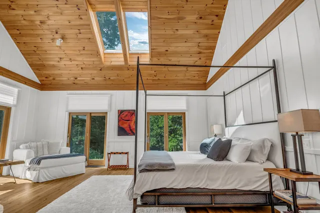 $2,750,000 | 194 Branchview Drive, Ellsworth, ME 04605