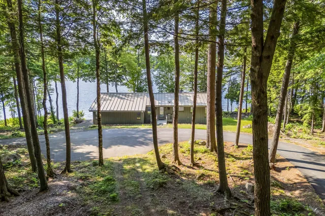 $2,750,000 | 194 Branchview Drive, Ellsworth, ME 04605