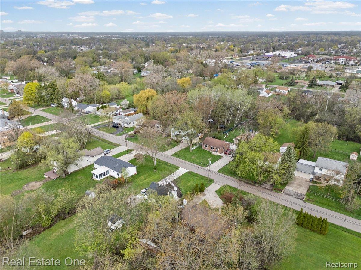 2931 Wisconsin Road Troy, MI 48083 - Photo 45 of 49 43-DJI_20260417112349_0622_D.jpg