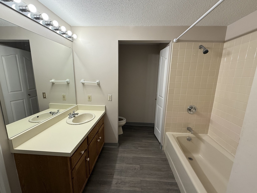 34 Sumner Avenue, Unit 208 Springfield, MA 01108 - Photo 5 of 7 Gallery Image 5