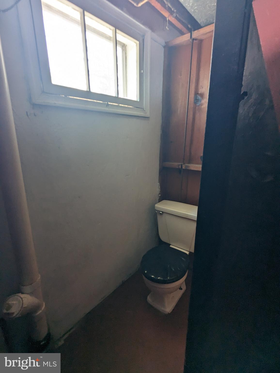 8 Mardrew Road Baltimore, MD 21229 - Photo 19 of 24 Half Bath in Basement