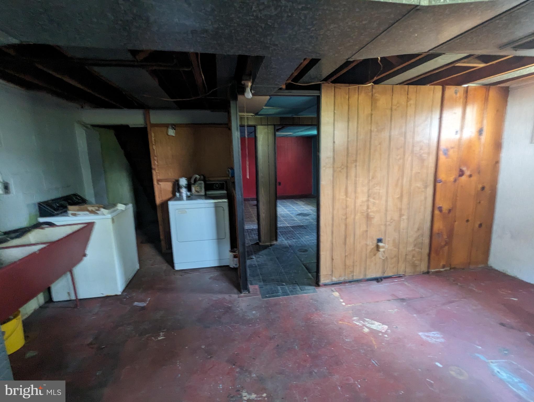 8 Mardrew Road Baltimore, MD 21229 - Photo 22 of 24 Laundry Connections in Basement