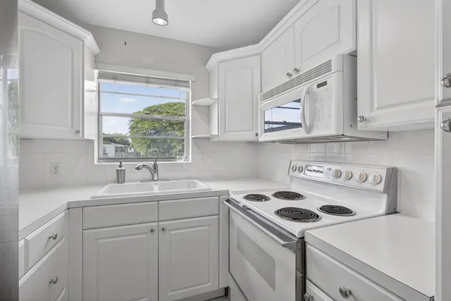 $59,000 | 319 Windsor North, West Palm Beach, FL 33417