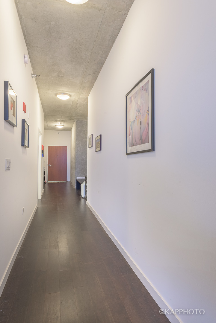 235 West Van Buren Street, Unit 4310 Chicago, IL 60607 - Photo 12 of 27