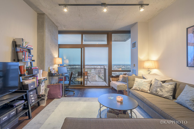 235 West Van Buren Street, Unit 4310 Chicago, IL 60607 - Photo 7 of 27