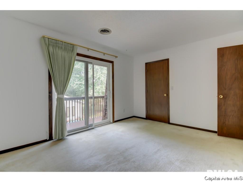 2949 Victoria Drive Springfield, IL 62704 - Photo 25 of 36 Gallery Image 25