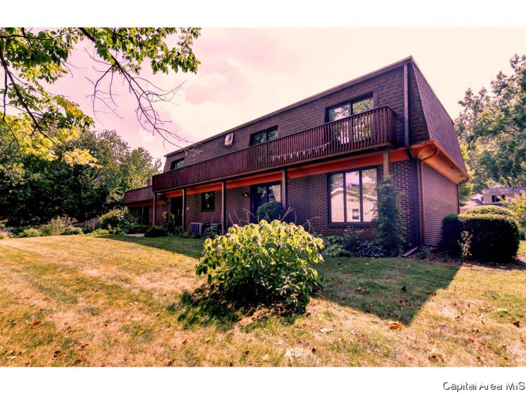 2949 Victoria Drive Springfield, IL 62704 - Photo 34 of 36 Gallery Image 34