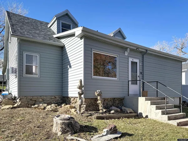$289,000 | 440 South Wyoming Avenue, Buffalo, WY 82834