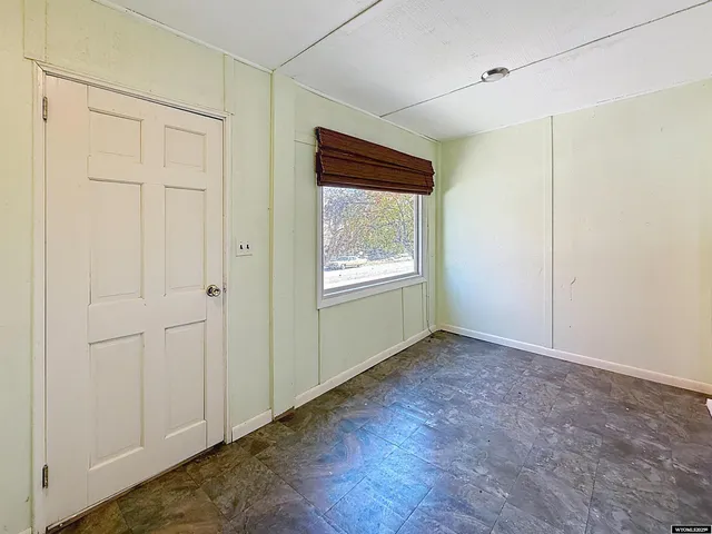 $329,000 | 440 South Wyoming Avenue, Buffalo, WY 82834