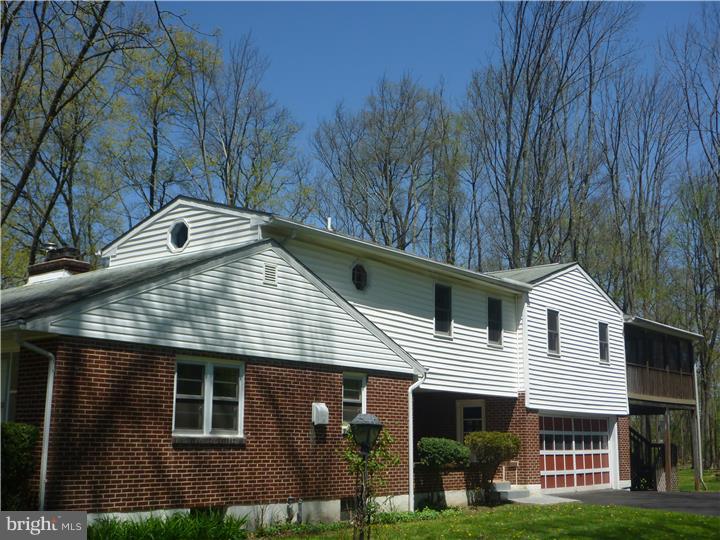 2033 School Road Hatfield, PA 19440 - Photo 2 of 24 Gallery Image 2