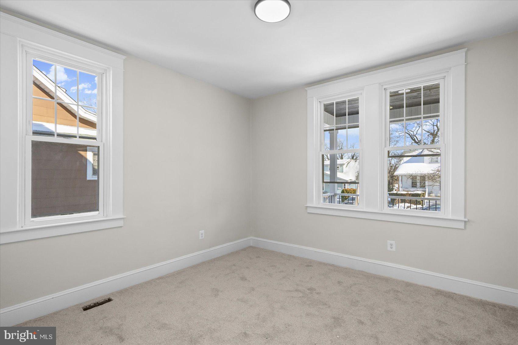 24 Edmondson Ridge Road Catonsville, MD 21228 - Photo 18 of 49 Gallery Image 18