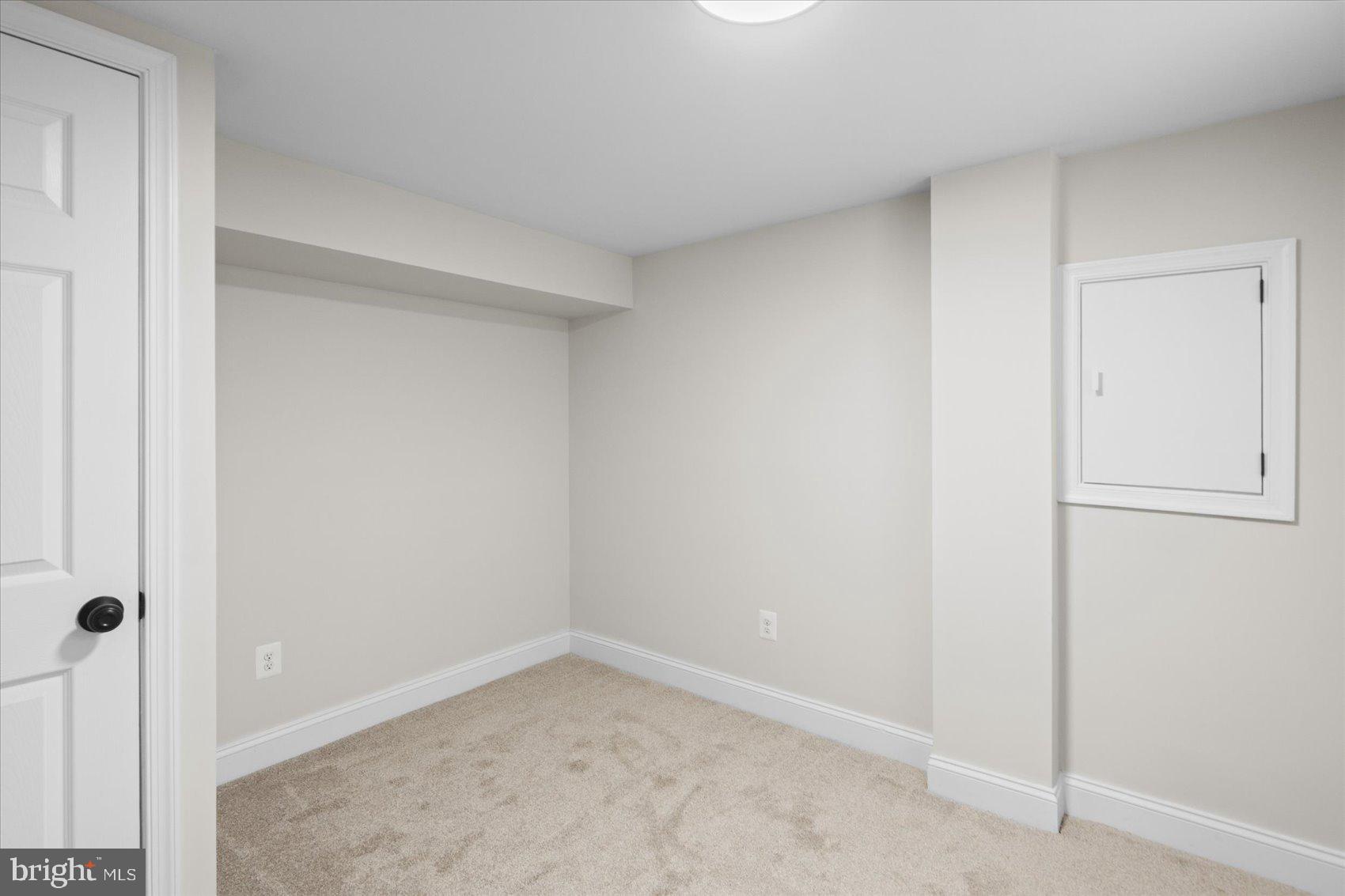 24 Edmondson Ridge Road Catonsville, MD 21228 - Photo 28 of 49 Gallery Image 28