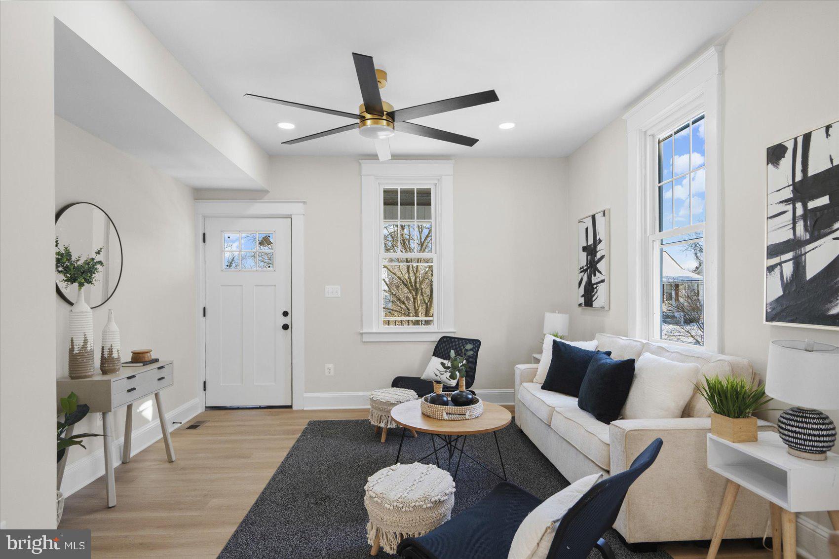 24 Edmondson Ridge Road Catonsville, MD 21228 - Photo 8 of 49 Gallery Image 8