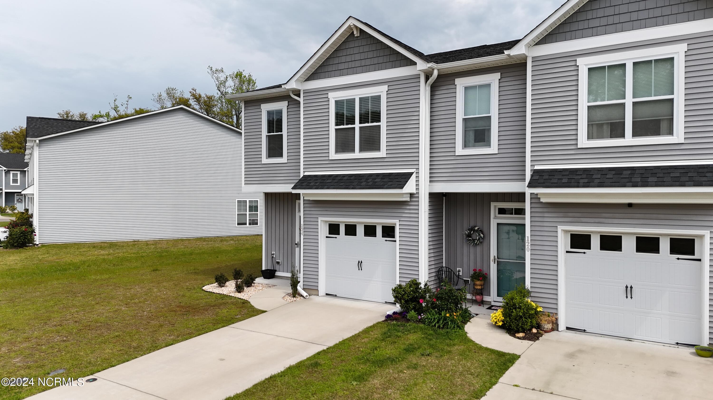 124 Aspen Road Hampstead, NC 28443 - Photo 24 of 35 dji_fly_20240410_120332_0046_17128592598