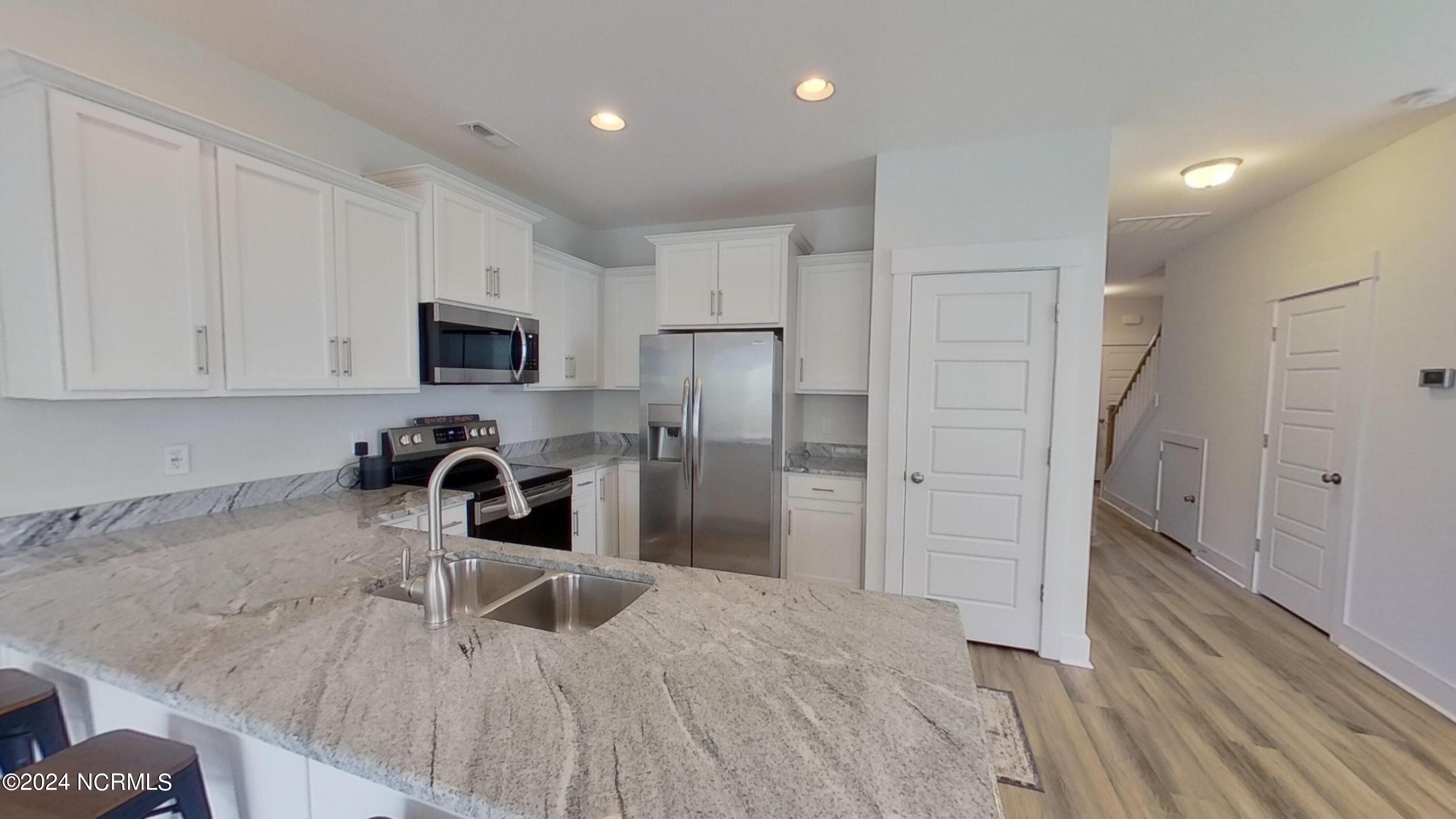 124 Aspen Road Hampstead, NC 28443 - Photo 5 of 35 124-Aspen-Rd-04112024_152912