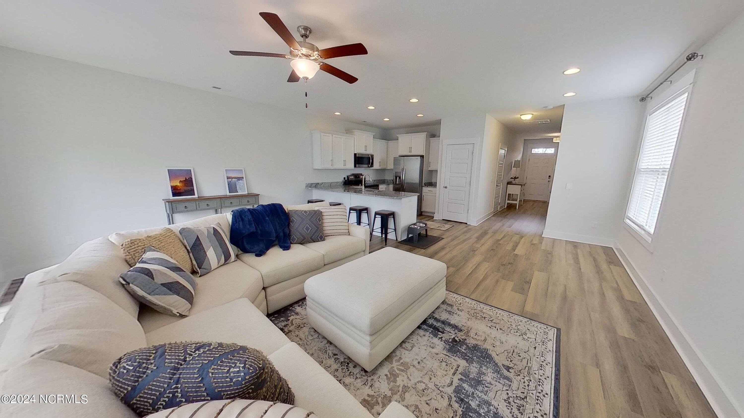 124 Aspen Road Hampstead, NC 28443 - Photo 10 of 35 124-Aspen-Rd-04112024_153924