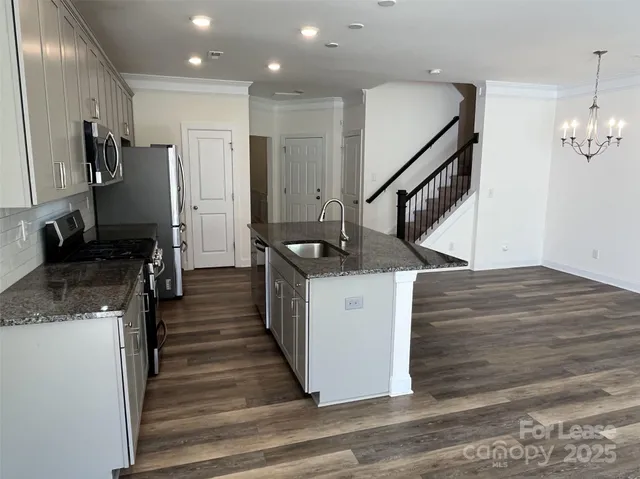 $1,900 | 6814 Harris Bay Road, Charlotte, NC 28269