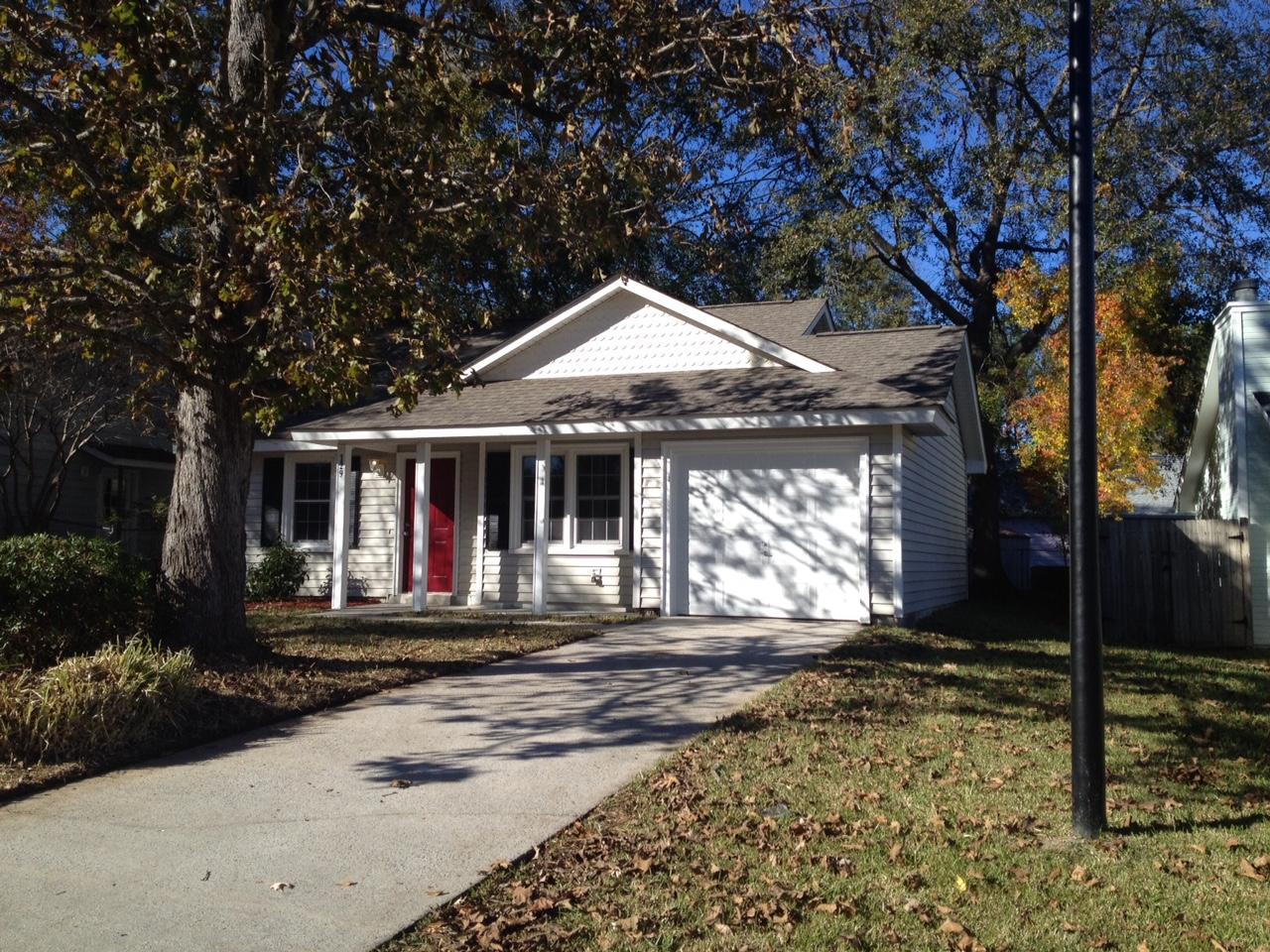 129 Manchester Road Summerville, SC 29486 - Photo 2 of 20 2