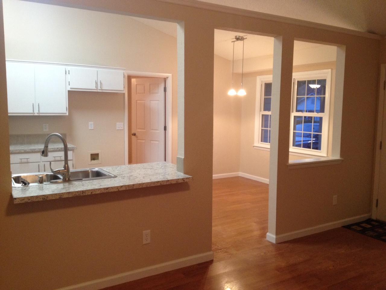 129 Manchester Road Summerville, SC 29486 - Photo 3 of 20 3