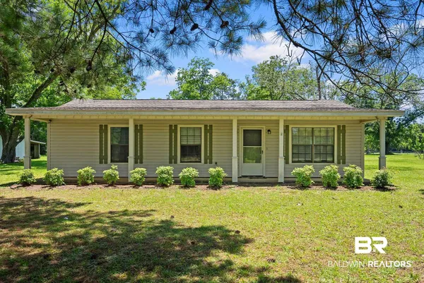 $190,000 | 20540 Lacey Road, Silverhill, AL 36576