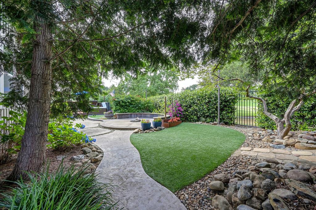 325 Diamond Oaks Road Roseville, CA 95678 - Photo 42 of 48