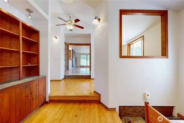 a view of a bedroom with closet