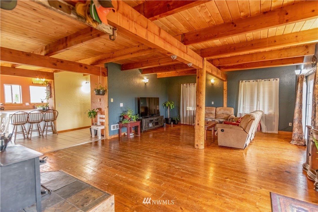 613 Boistfort Road, Unit C Curtis, WA 98538 - Photo 4 of 39
