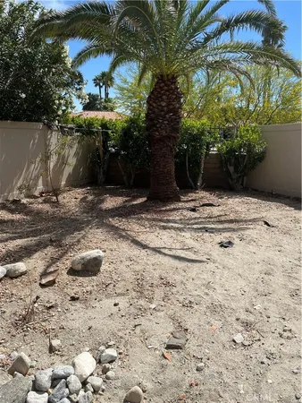 $159,900 | 1371 Sunflower Circle South, Palm Springs, CA 92262