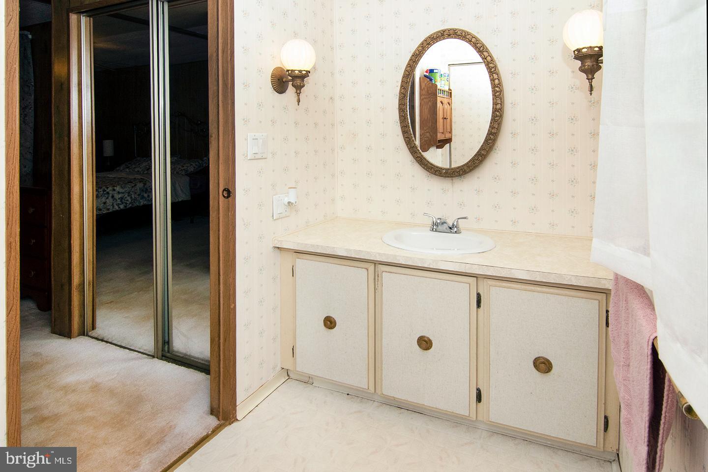 153 Country Lane Buena, NJ 08310 - Photo 21 of 39