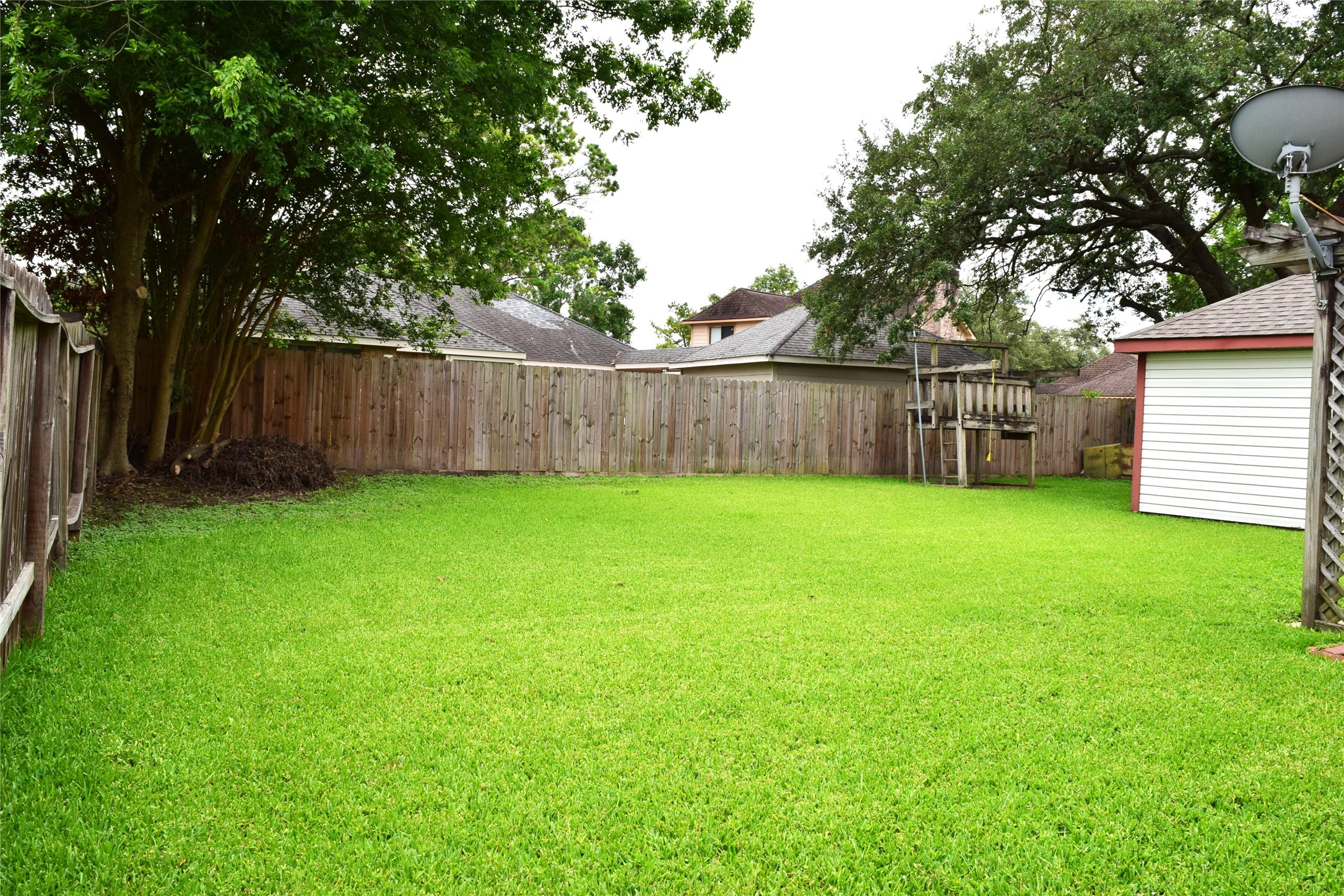 7331 Rancho Mission Drive Houston, TX 77083 - Photo 20 of 20 Back yard