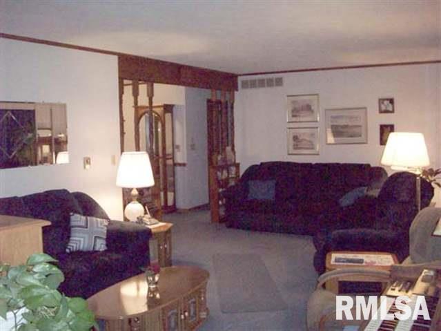 3977 Middle Road Bettendorf, IA 52722 - Photo 2 of 9 Gallery Image 2