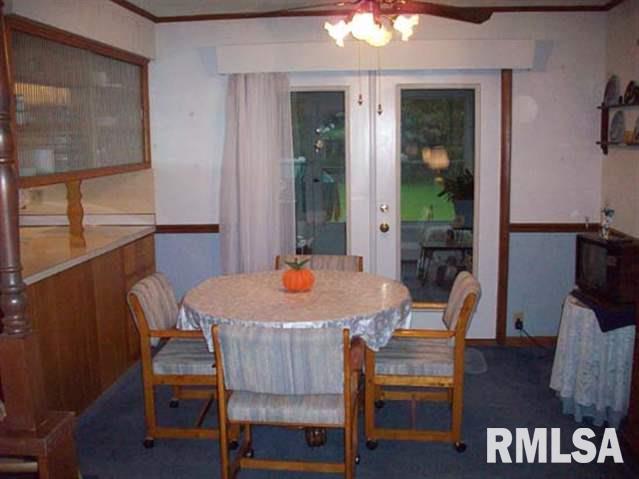 3977 Middle Road Bettendorf, IA 52722 - Photo 3 of 9 Gallery Image 3