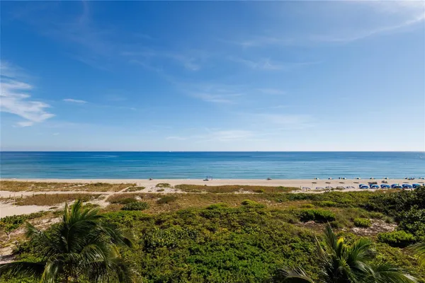 $1,975,000 | 704 North Ocean Boulevard, Unit 404, Pompano Beach, FL 33062