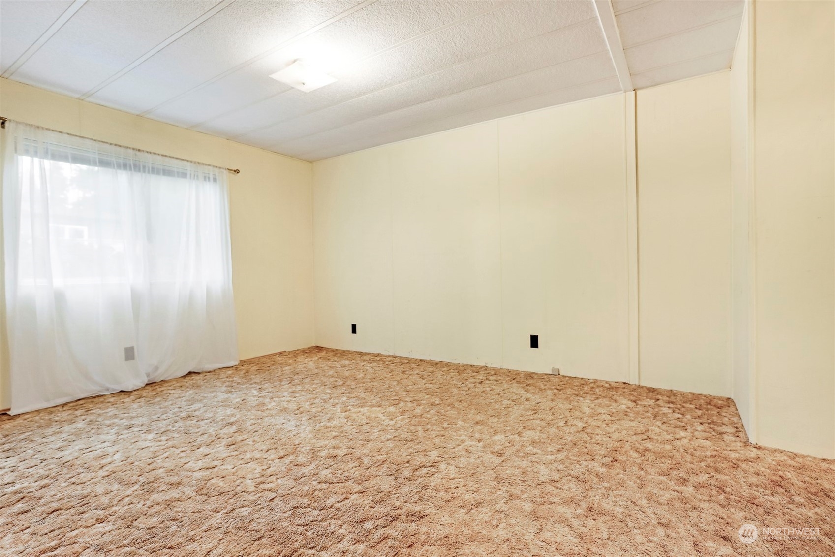 714 Wandering Creek Drive Bothell, WA 98021 - Photo 23 of 39 a view of empty room