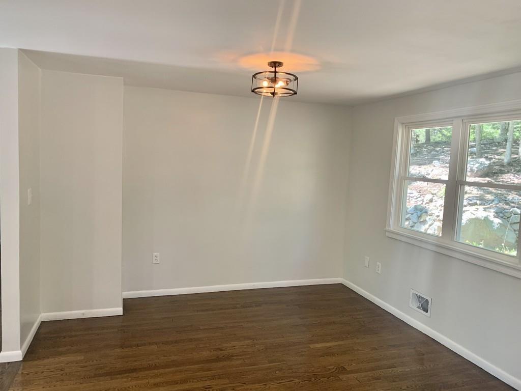 167 Larson Road Stoughton, MA 02072 - Photo 7 of 25 Gallery Image 7