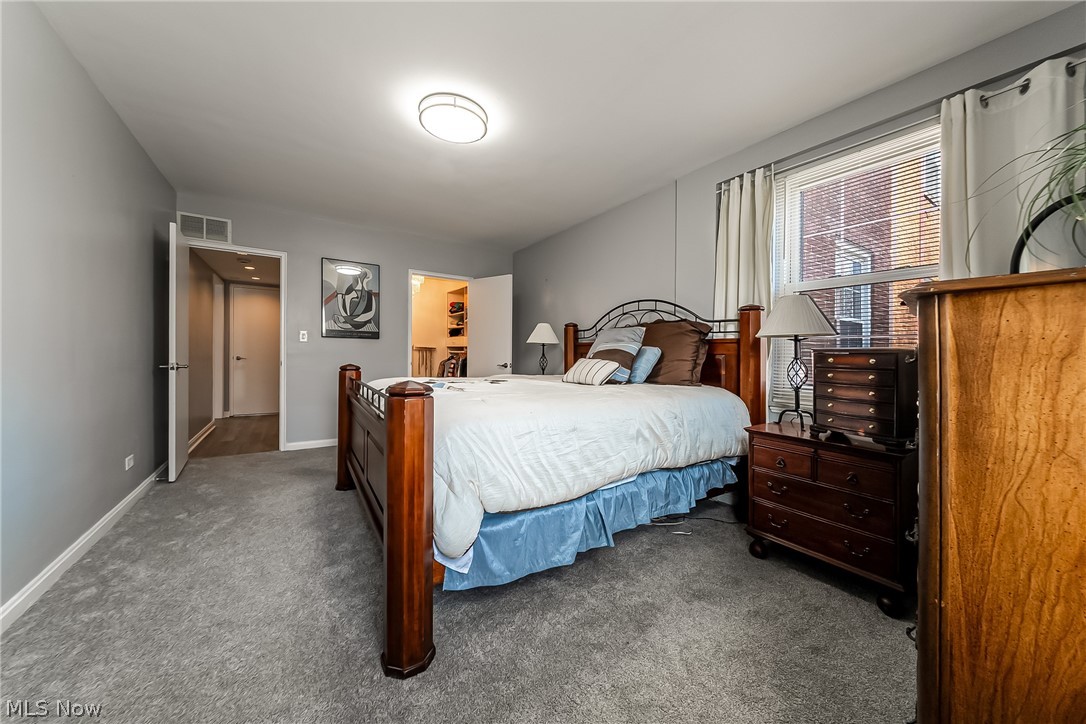 13800 Fairhill Road, Unit 306 Cleveland, OH 44120 - Photo 6 of 48 Bedroom with carpet floors and baseboards