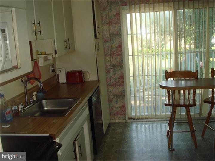 7 Mill Bend Road Hamilton, NJ 08690 - Photo 11 of 12 Gallery Image 11