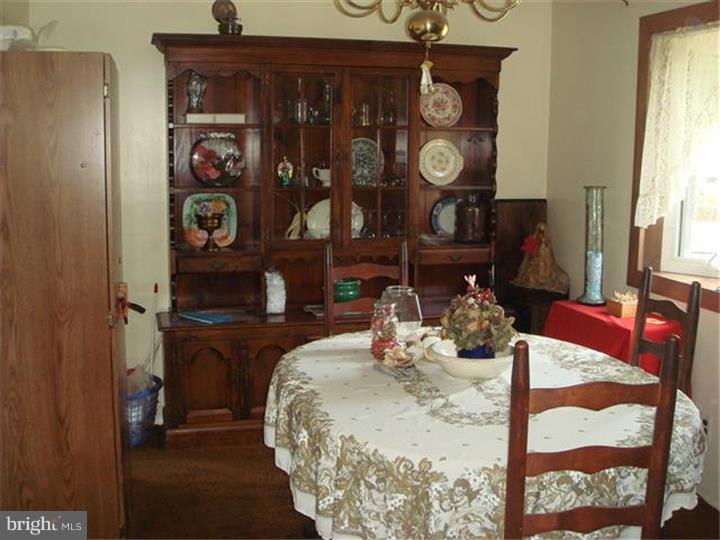 7 Mill Bend Road Hamilton, NJ 08690 - Photo 7 of 12 Gallery Image 7