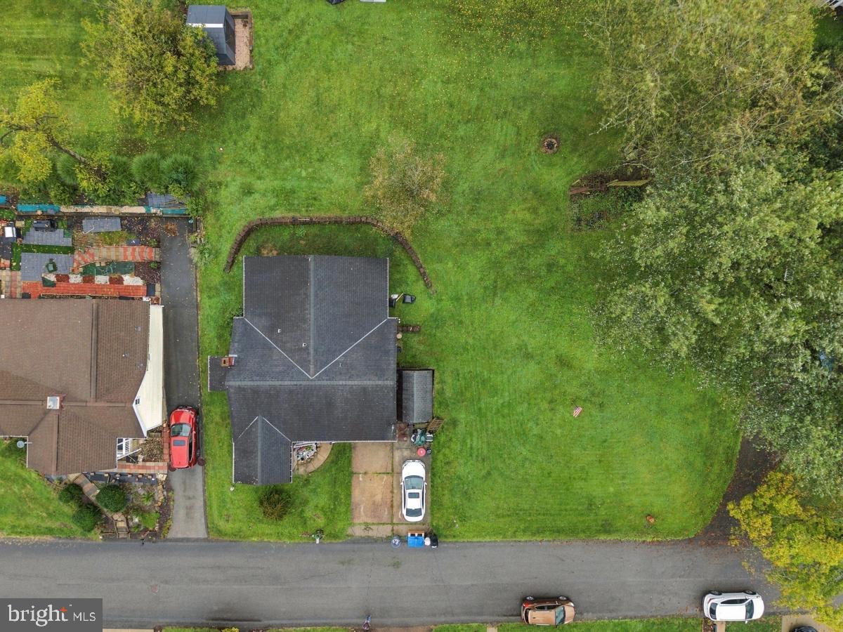 309 Spring Street Oakdale, PA 15071 - Photo 7 of 27 Gallery Image 7