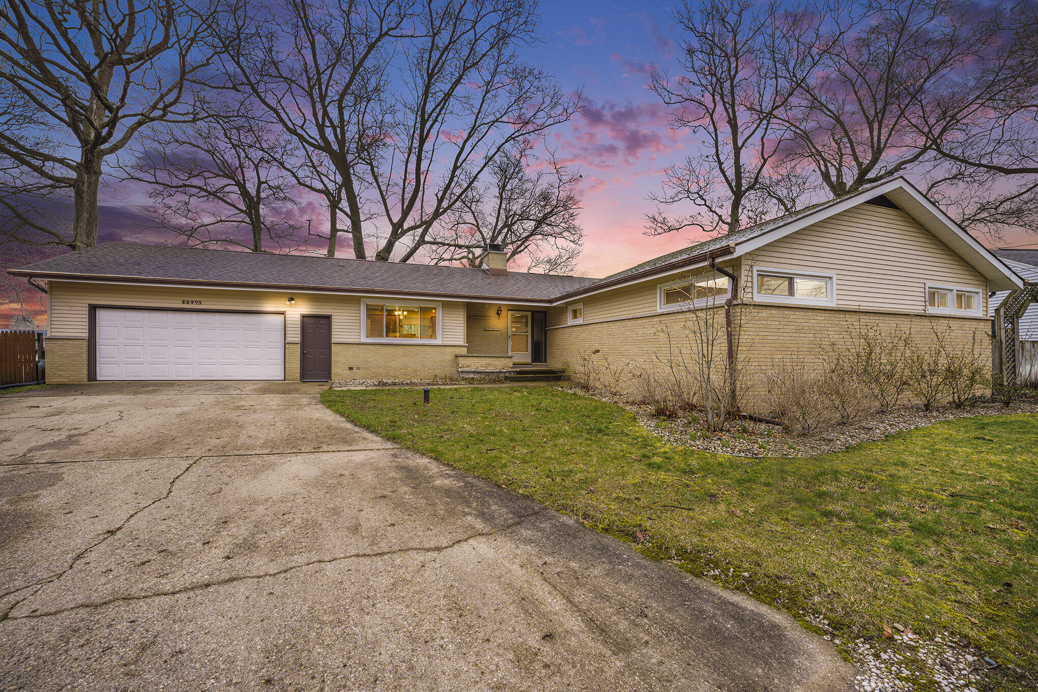 52473 Sheridan Road Paw Paw, MI 49079 - Photo 2 of 33 001_dsc08035-twilight_533