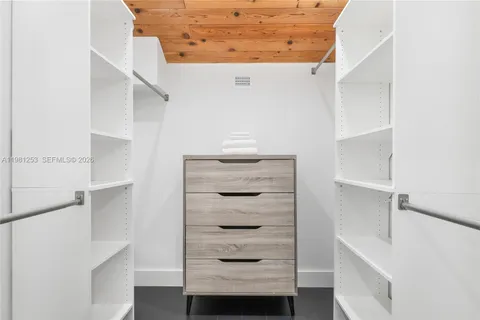 $7,590,000 | 7810 Miami View Drive, North Bay Village, FL 33141