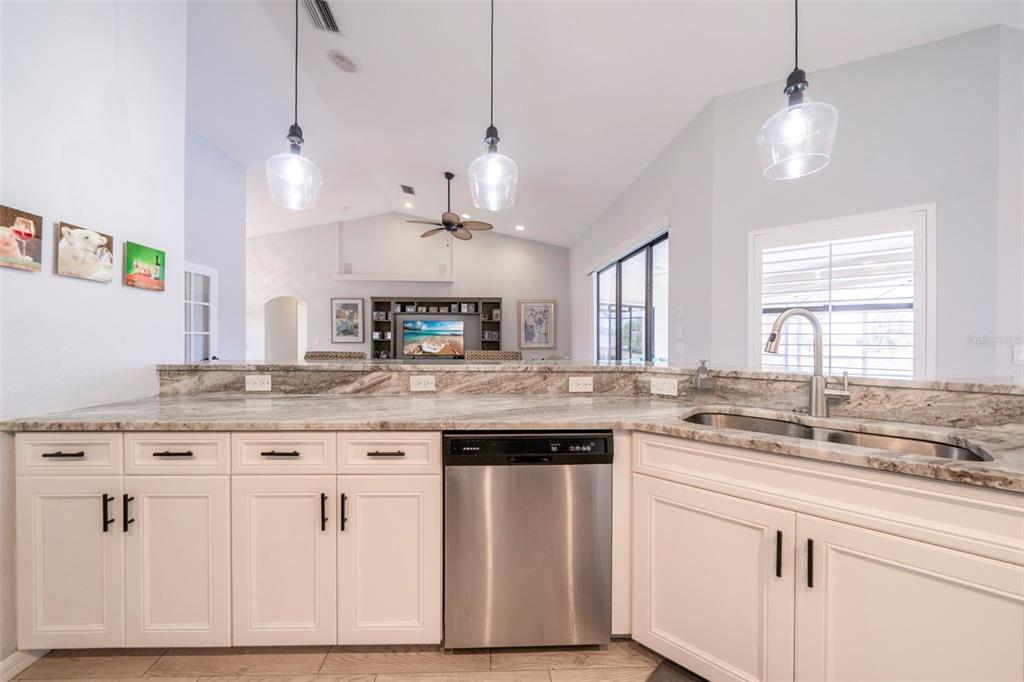 16367 Perico Way Punta Gorda, FL 33955 - Photo 11 of 44