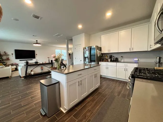 $2,600 | 1512 Hope Ranch Road, Leander, TX 78641