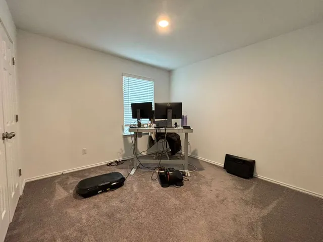 $2,600 | 1512 Hope Ranch Road, Leander, TX 78641