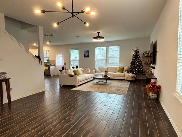 $2,600 | 1512 Hope Ranch Road, Leander, TX 78641