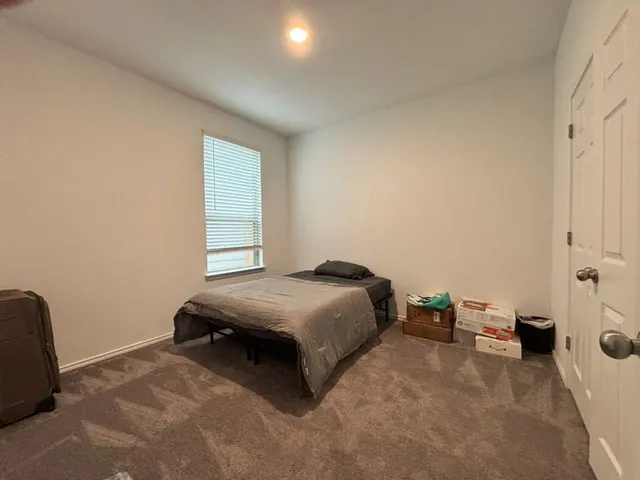 $2,600 | 1512 Hope Ranch Road, Leander, TX 78641