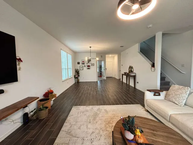 $2,400 | 1512 Hope Ranch Road, Leander, TX 78641