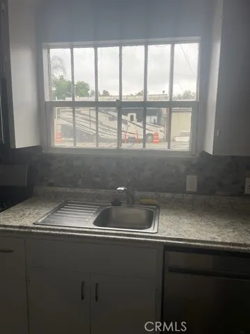 a close view of sink and tap