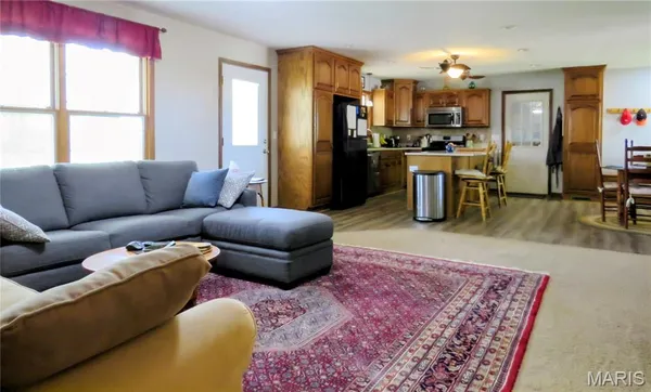 $359,900 | 1604 Tamarack Drive, St. Charles, MO 63301